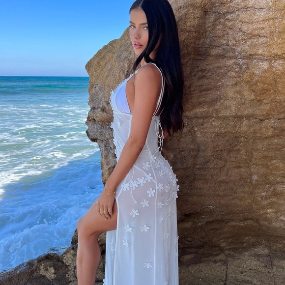 Fashion Nova Alejandra Floral Cover-up Dress - Picture 3 of 3